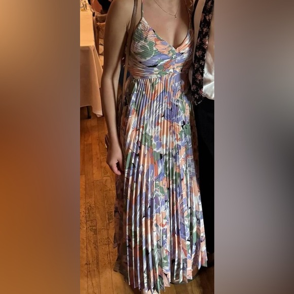 Astr the label midi dress - Picture 4 of 8